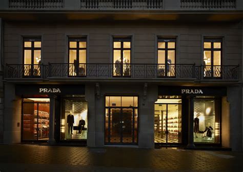 prada barcelona outlet|prada online outlet store real.